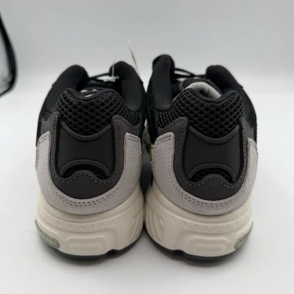 Adidas Temper Run‎ Running Shoes Mens 9.5 Core Black/Glow Sneakers F97209